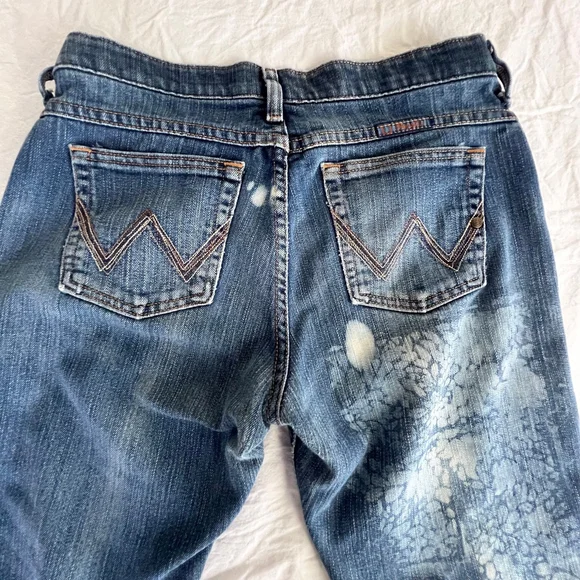 Upcycled One Of A Kind Bleahed Patchwork Jeans Wrangler Size 5/6 32 Boho Western - Picture 9 of 13
